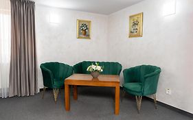 Hotel Casa De Piatra